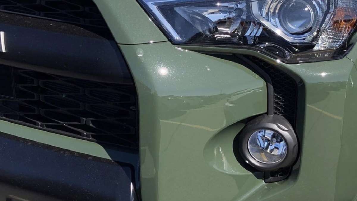 2020 Toyota 4Runner TRD Pro in Army Green front end