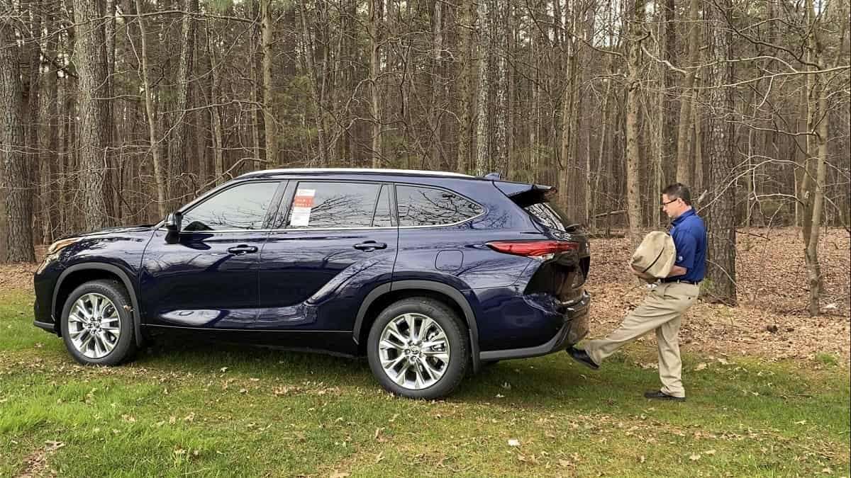 2020 Toyota Highlander Limited AWD Blueprint profile view
