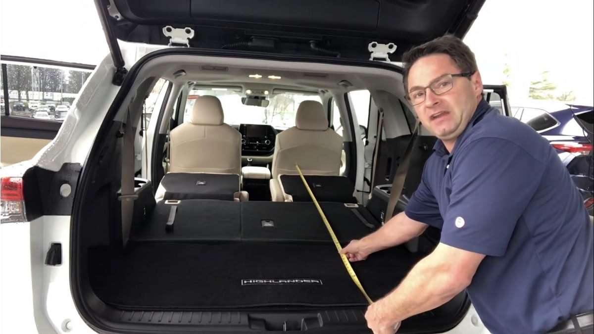 2020 Toyota Highlander XLE Cargo Capacity behind first row