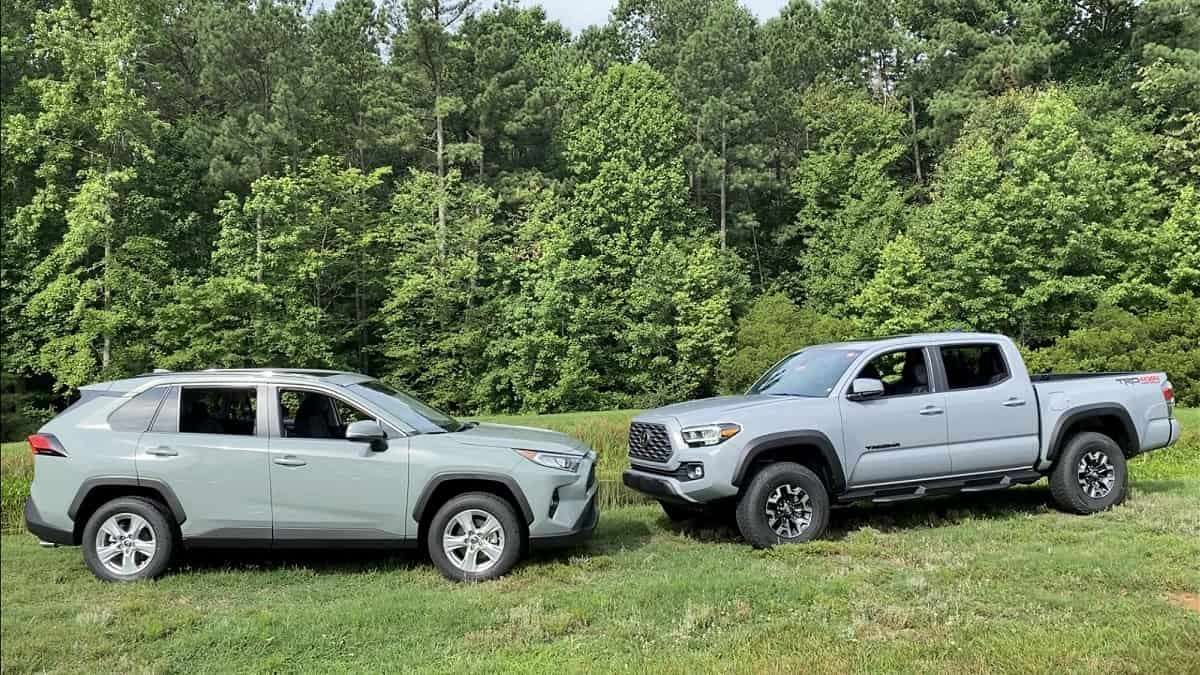 2020 Toyota RAV4 XLE Lunar Rock profile 2020 Toyota Tacoma TRD Off-Road Cement profile view