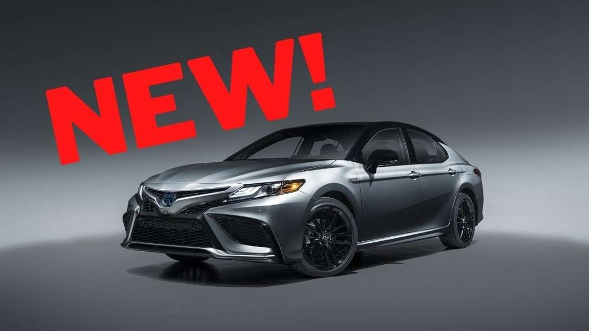2021 Toyota Camry XSE Hybrid front end front grille profile view