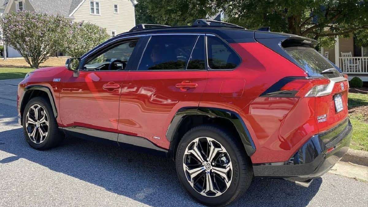 2021 Toyota RAV4 Prime XSE Supersonic Red profile view