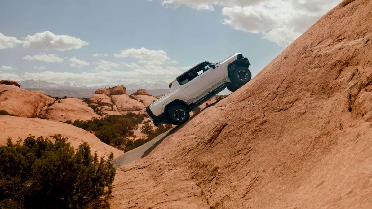 2022 GMC HUMMER EV Supertruck