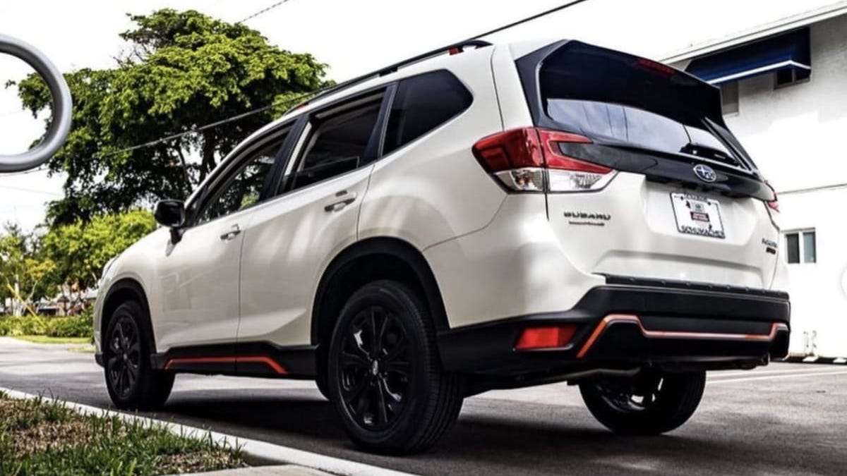 2022 Subaru Forester, 2022 Subaru Crosstrek