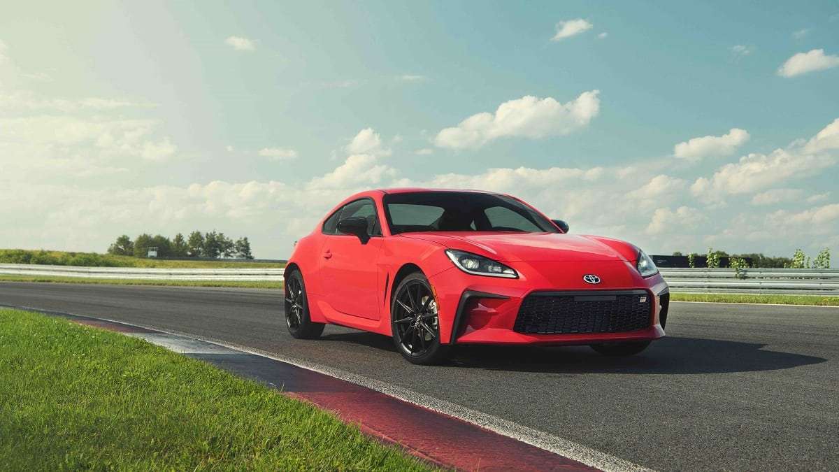 2022 Toyota GR86 Track bRED color profile front end