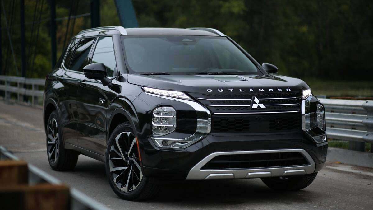 2023 Outlander Plug-in Hybrid Electric vehicle image courtesy of Mitsubishi