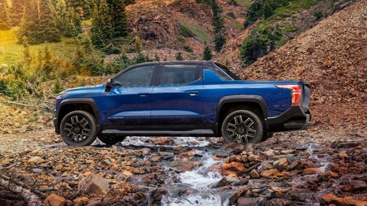 2024 Chevrolet Silverado EV Ups its Mileage Range