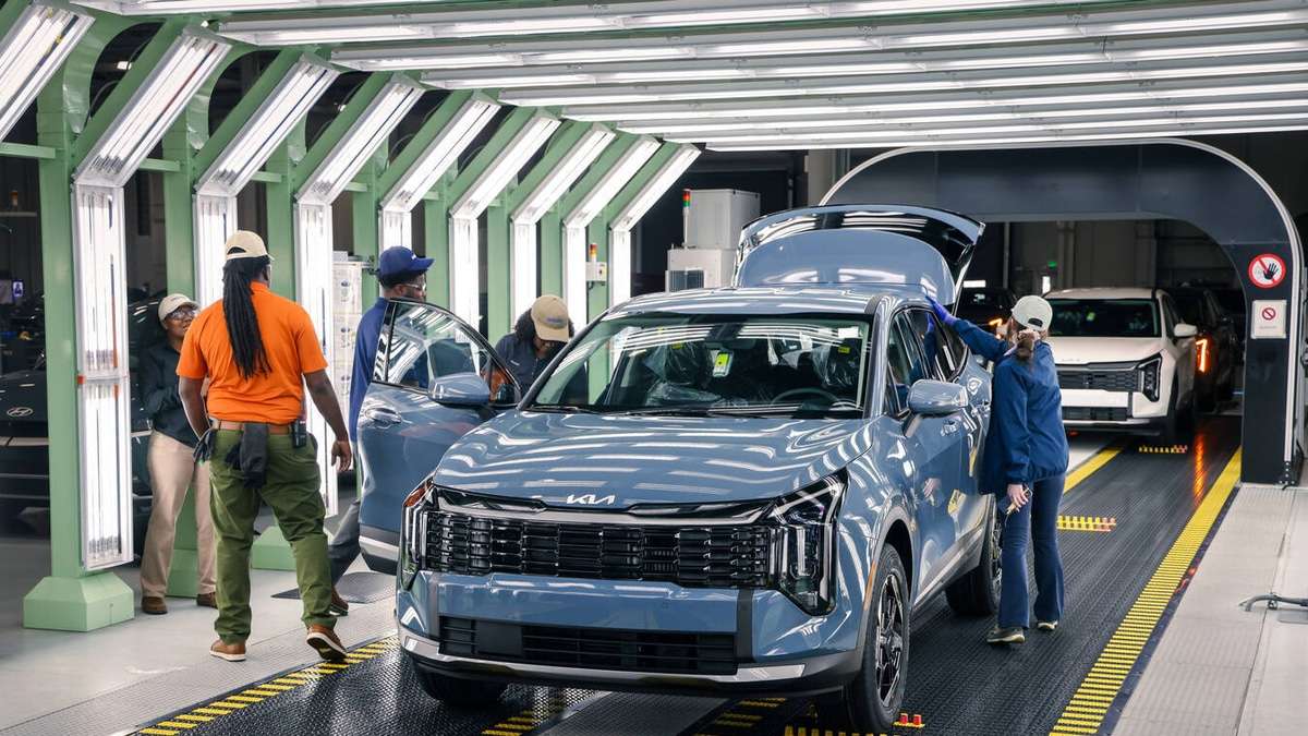A Kia Sportage rolls off the Georgia assembly line