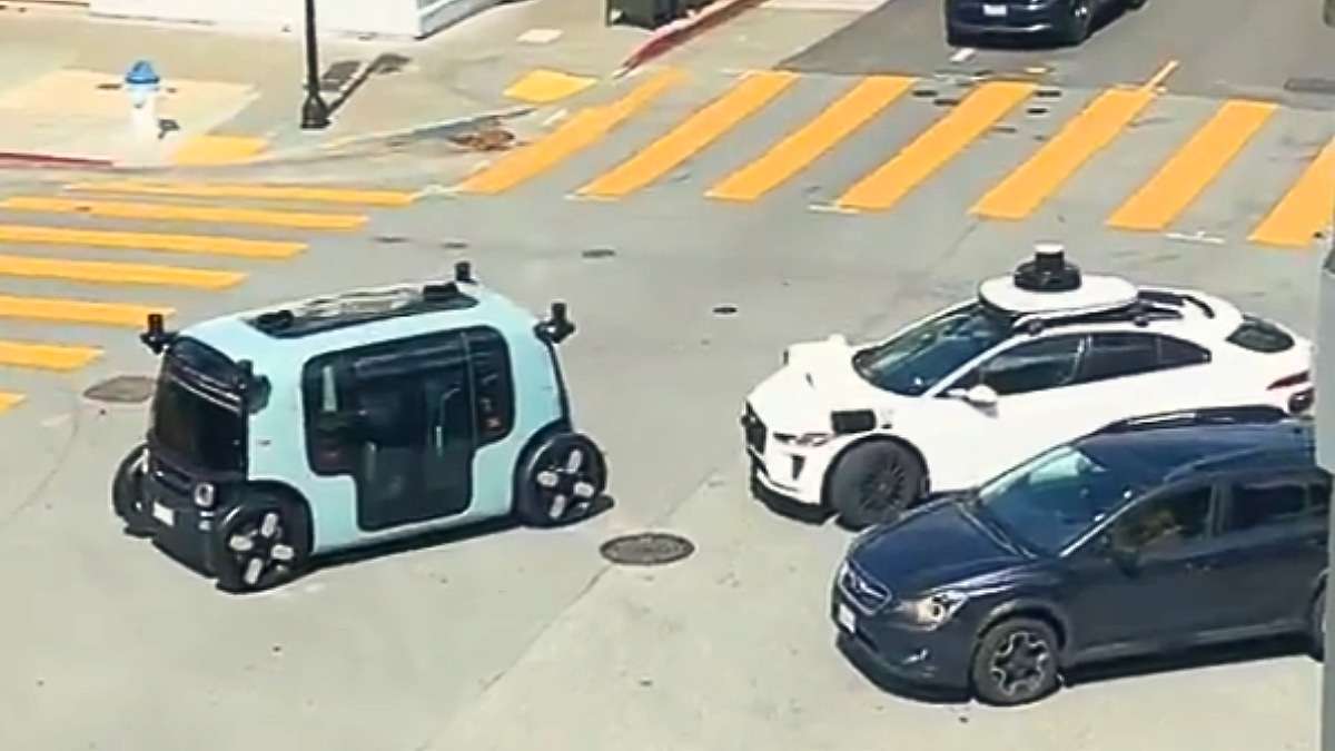 Amazon's Zoox and Google's Waymo Freeze in San Francisco Intersection