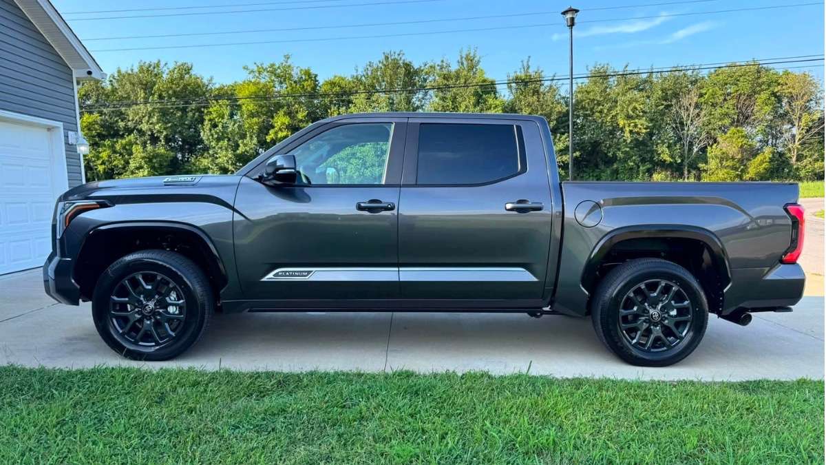 After 500 Miles a 2026 Toyota Tundra Owner Highly Recommends The Hybrid Platinum Trim, And Lists These 3 Specific Features