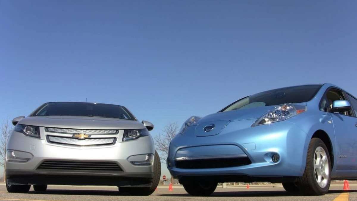 Two systems and methods of chevy volt and nissan leaf battery coolants