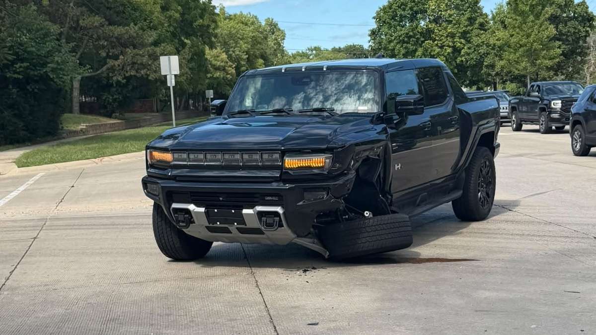 2026 GMC Hummer EV Driver Questions Its Toughness After a Chevy Trailblazer Crash at 6,676 Miles