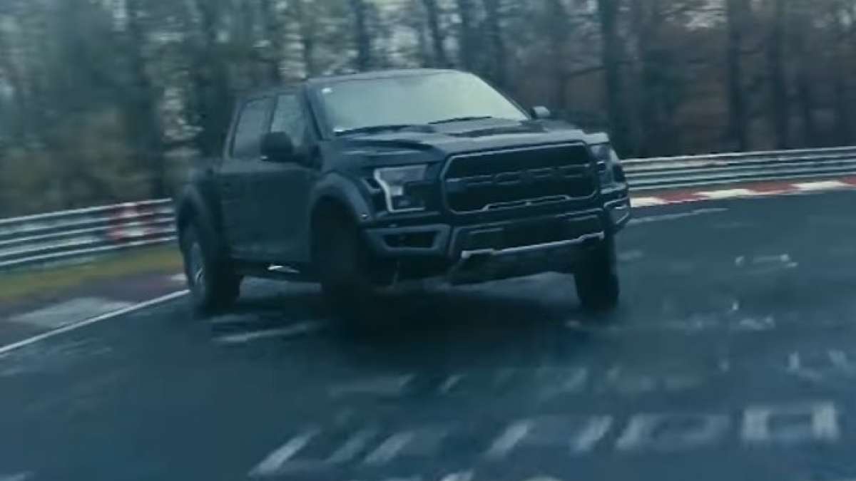 Gittin drifts the Raptor