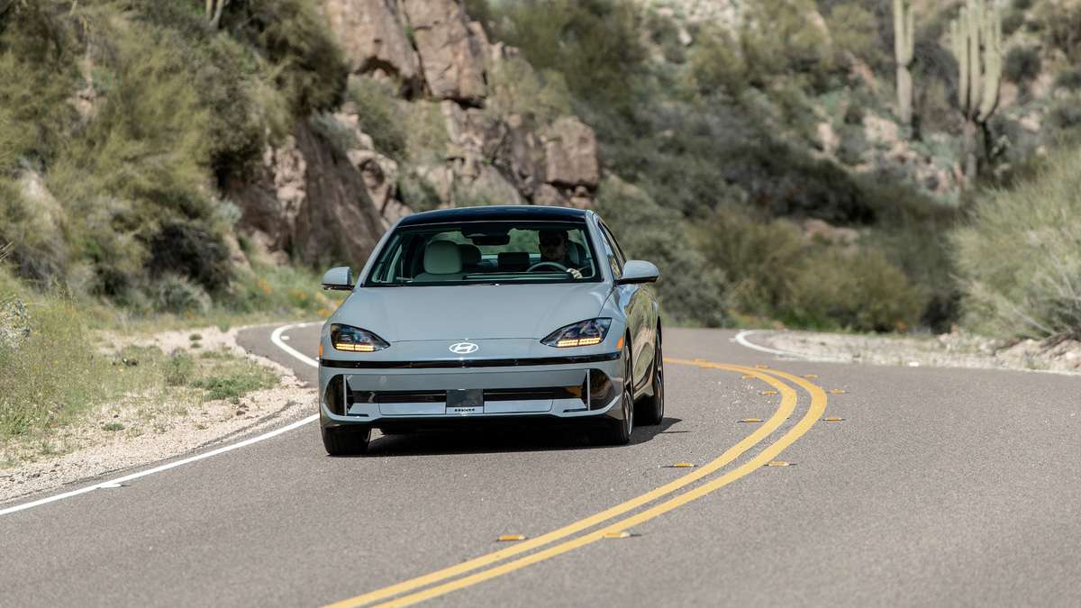 The Hyundai IONIQ 6 Gets 51 More EPA Miles on 18-Inch Wheels, Revealing a Bigger EV Design Tradeoff