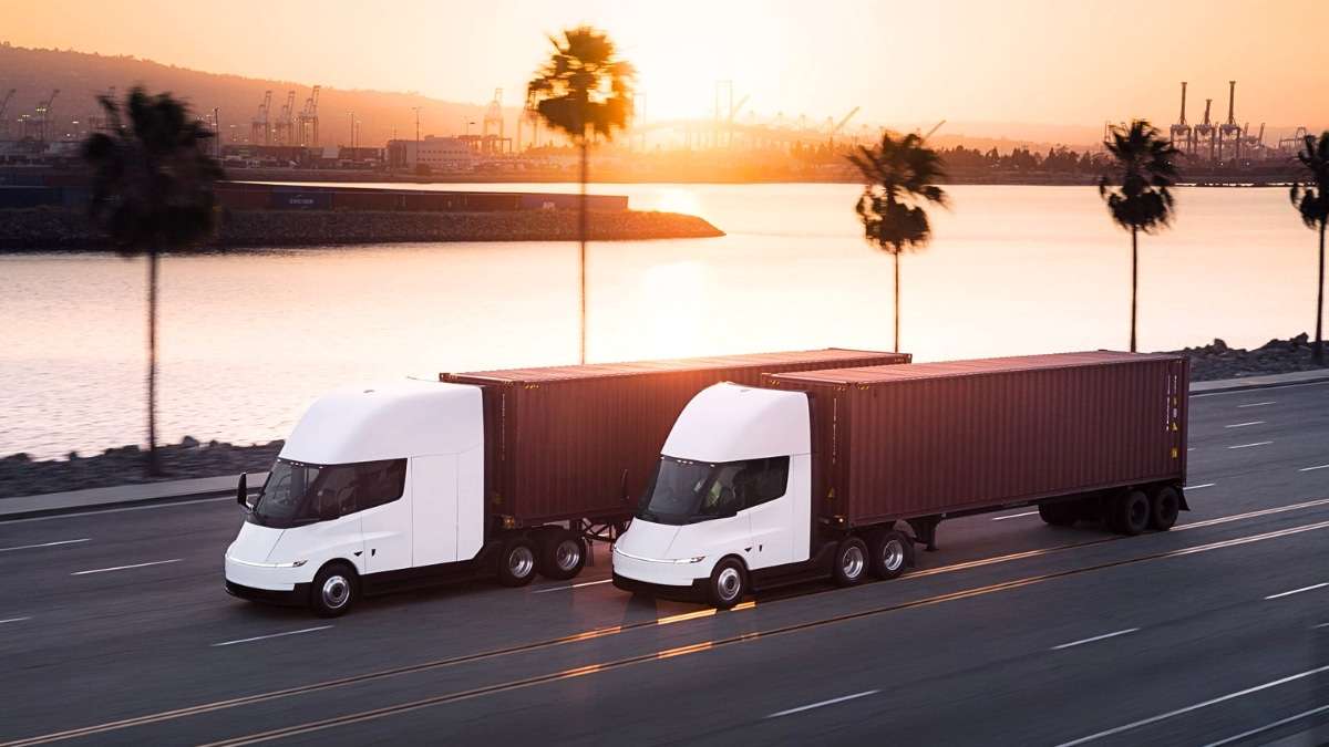 Tesla Semi Releases a Corporate Messaging And Says The 2-Mile Drive From The Port To Warehouse Is Worse Thank 2,000-Mile Highway