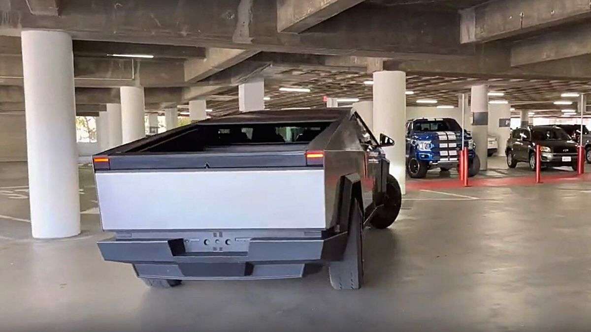 Tesla Cybertruck Showcases Impressive Rear-Wheel Steering in New Video