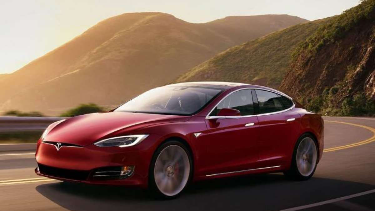 Tesla Model S Red Color