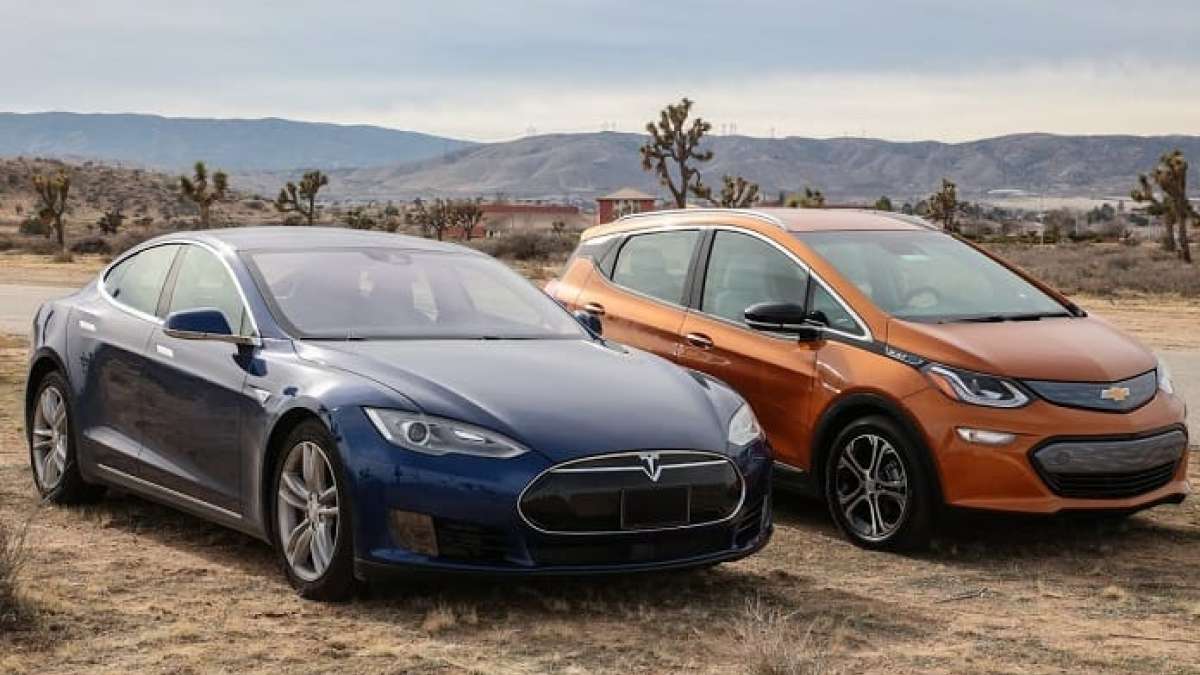 Tesla Model S vs Chevy Bolt