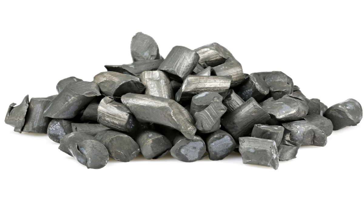 Tesla To Start Mining Its Own Lithium