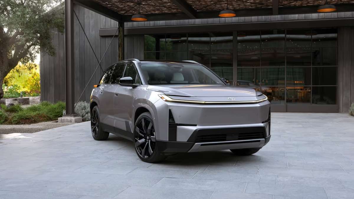 The 8-Week Lie: Why Toyota's 2027 Highlander EV Delay Isn't About 'Hybrid Demand' - It's a Silent Battery-Fit Crisis