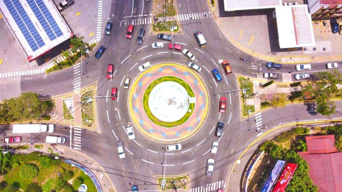 Toyota’s Woven Planet Set to Partner Up With Tesla To Make Self-Driving Technology. 