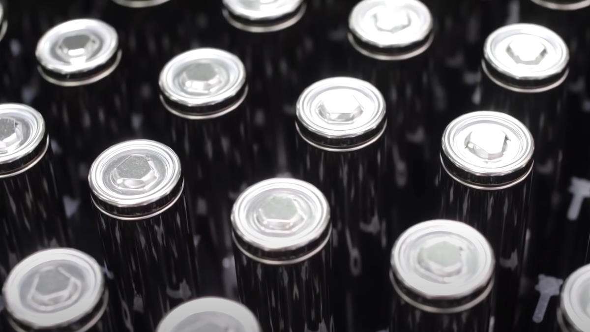Why Are Batteries So Confusing In An EV? Making Sense of Tesla EV Batteries