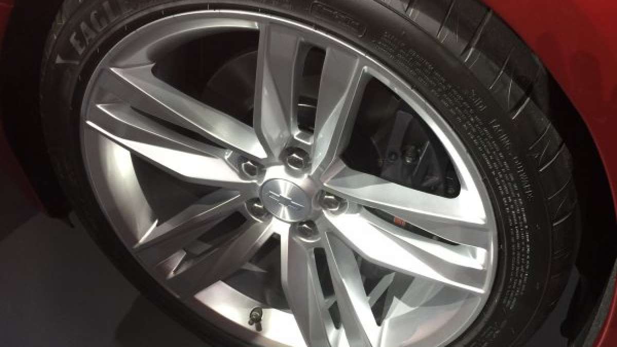 2016 camaro wheel