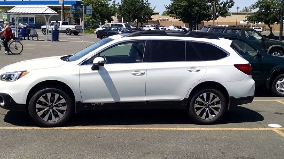 2015_Subaru_Outback_Wheels