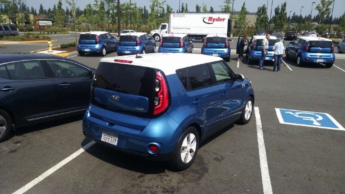 2016_Kia_Soul_EV