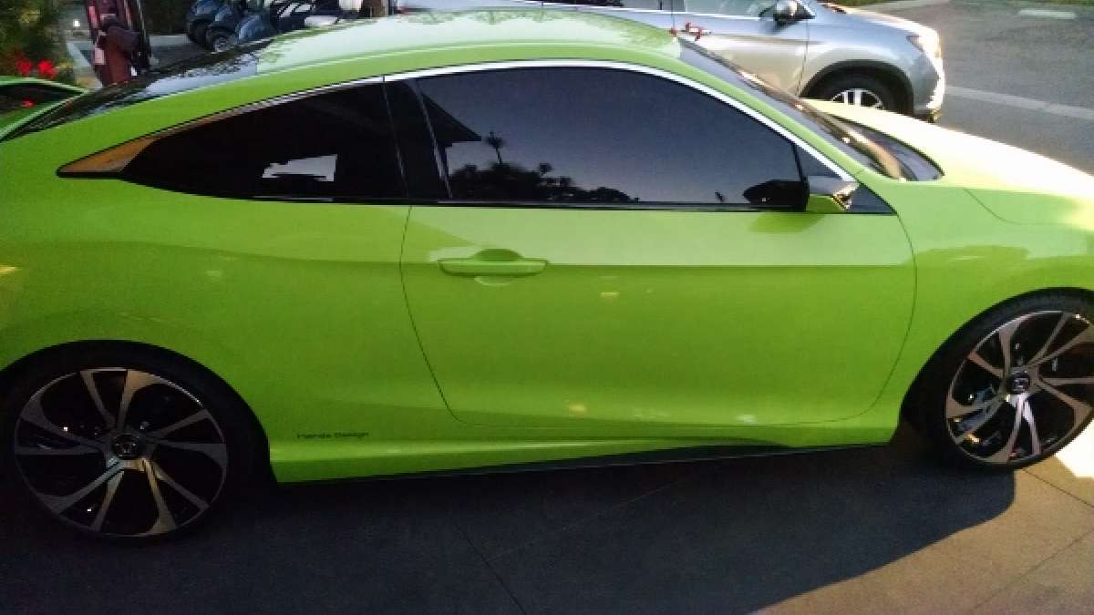 2016_Honda_Civic_Coupe