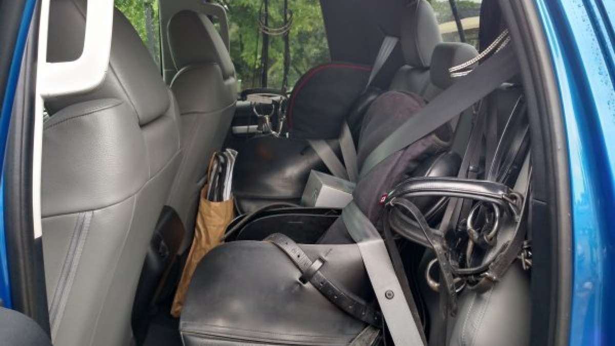 tundra ltd rear seats
