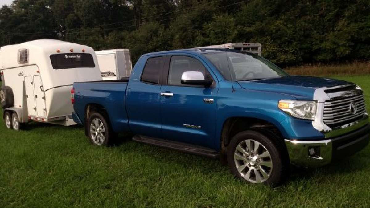 tundra ltd towing side
