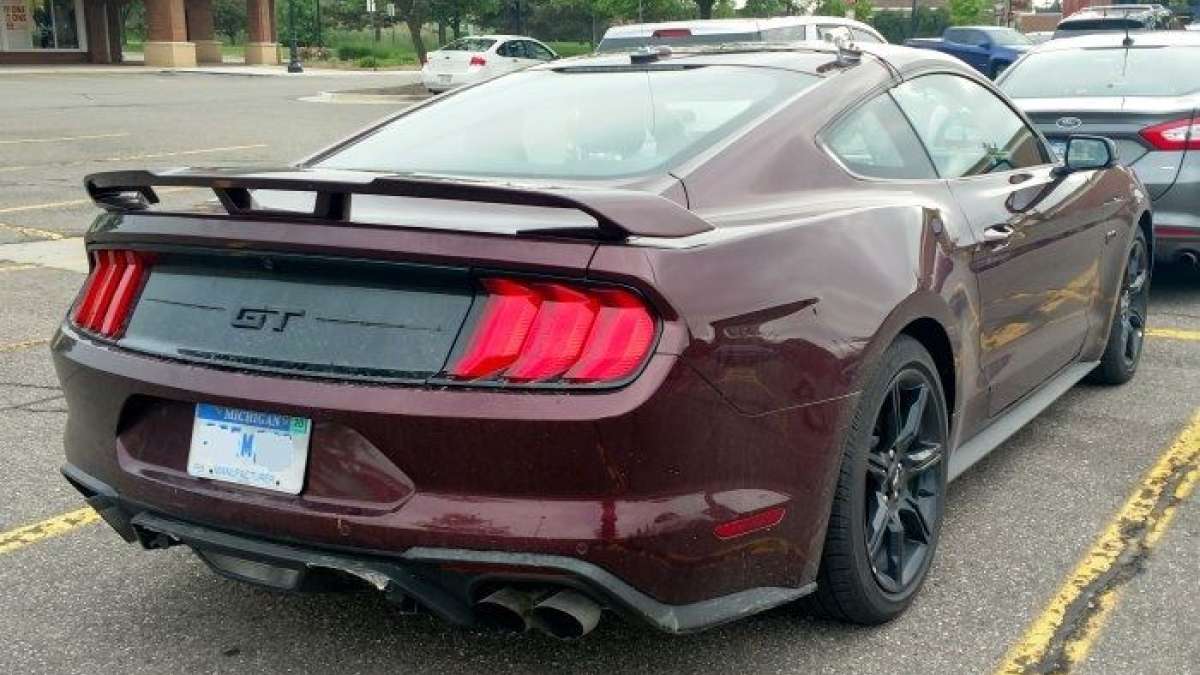 2018 royal crimson mustang gt rear