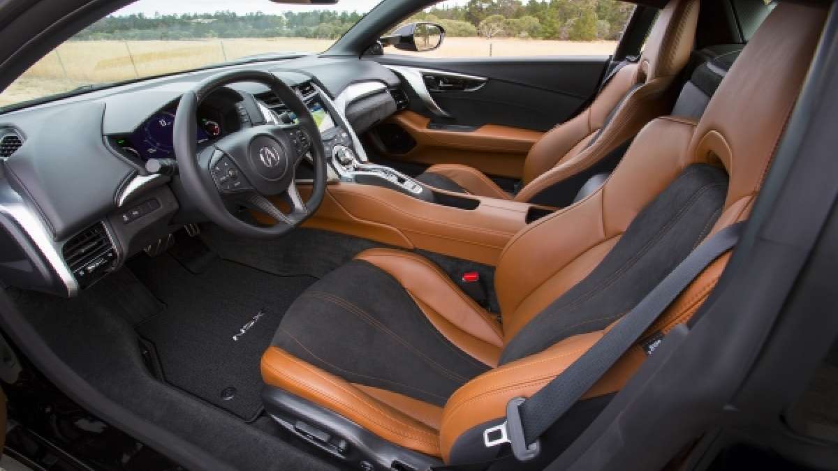 2016_Acura_NSX_Interior