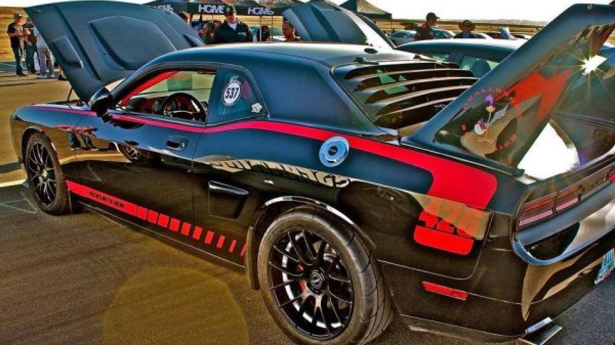 Highsmith Challenger rear