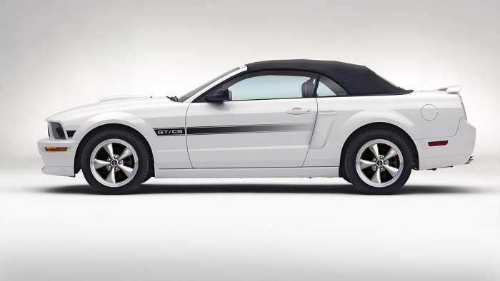 2007 Ford Mustang GT California Special White Convertible
