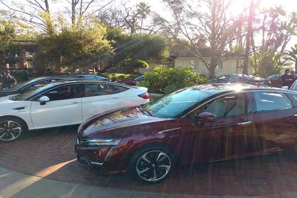 2017_Honda_Clarity_Electric