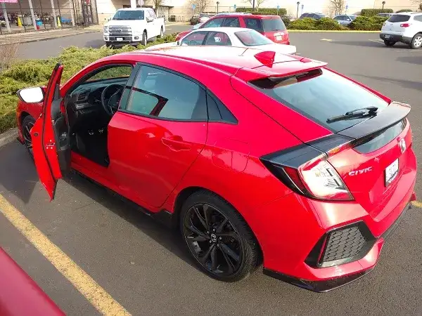 2017_Honda_Civic_Hatchback_Sport