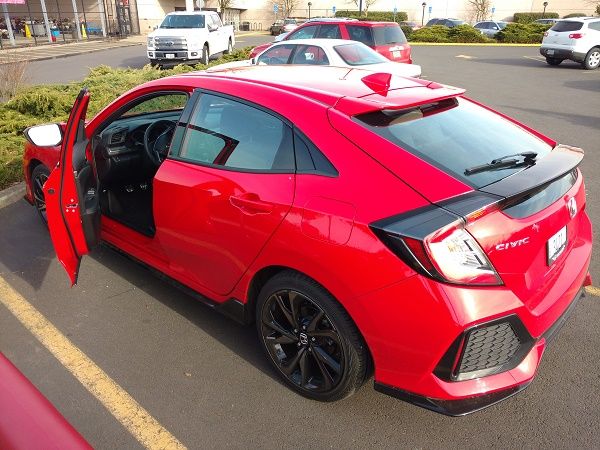 2017_Honda_Civic_Hatchback_Sport