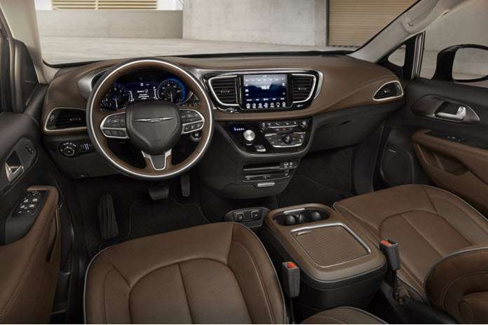 2018 Chrysler Pacifica Hybrid Interior