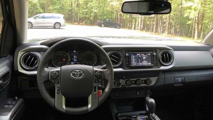2019 Toyota Tacoma SR5 Interior