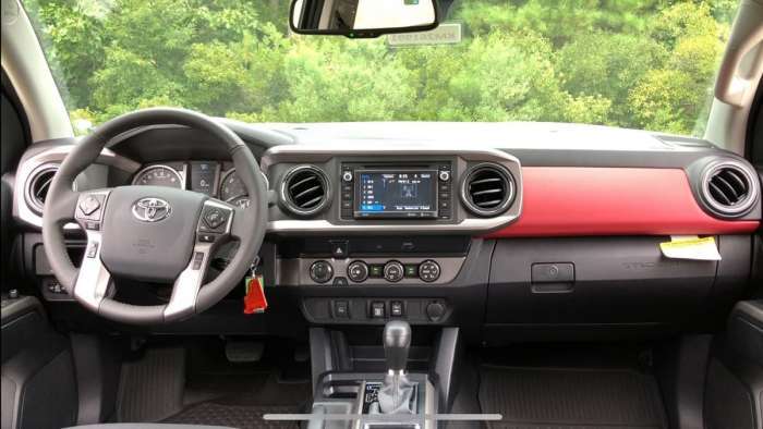 2019 Toyota Tacoma SR5 Interior
