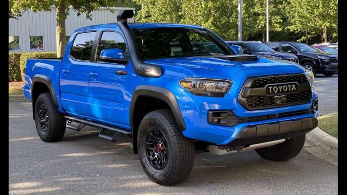 2019 Toyota Tacoma TRD Pro Voodoo Blue profile view front end