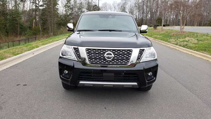 2020 Nissan Armada Platinum Reserve 4WD Auto front view grille and headlights