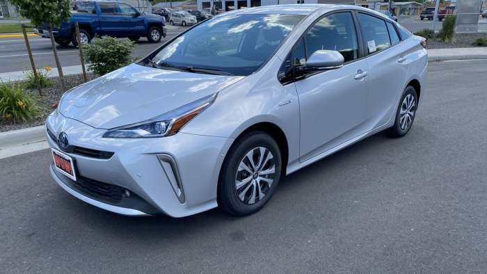2020 Toyota Prius AWD-e Silver 