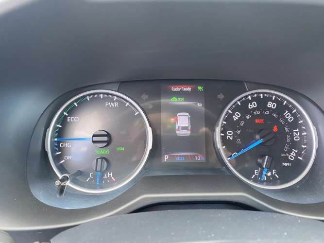 2020 Toyota Rav4 Hybrid Instrument cluster with fuel gauge