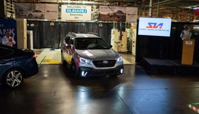 2020 Subaru Outback, 2020 Subaru Forester