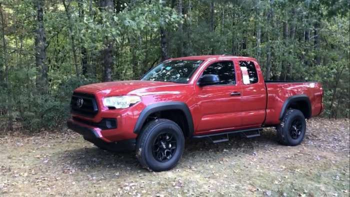 2020 Toyota Tacoma Access Cab Barcelona Red profile and front end
