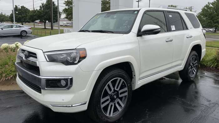 2020 Toyota 4Runner Limited Blizzard Pearl front end profile view