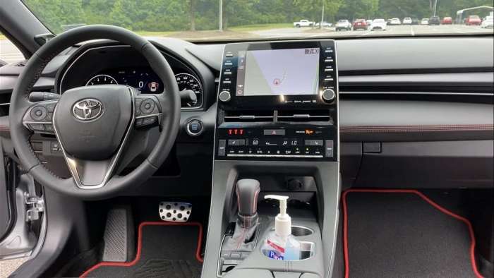 2020 Toyota Avalon TRD interior multimedia touch screen